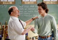Young Sheldon – Mr. Lundy (Jason Alexander, l.); Georgie Cooper (Montana Jordan, r.)