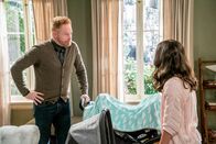 Modern Family – Jesse Tyler Ferguson (Mitchell Pritchett), Aubrey Anderson-Emmons (Lily Tucker-Pritchett).