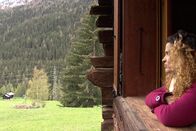Signes – Signes Wenn die Liebe in die Berge führt Ana geniesst die Ruhe in ihrer neuen Heimat.