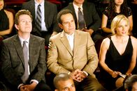 Monk – (v.li.) Dylan Baker (John Hannigan), Tony Shalhoub (Adrian Monk), Traylor Howard (Natalie Teeger).