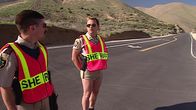 Reno 911! – L-R: Deputy Travis Junior (Robert Ben Garant), Lieutenant Jim Dangle (Thomas Lennon)