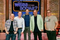 Wer weiß denn sowas? – moderator Bernd Stelter (2.v.r.).