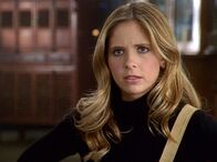 Buffy - Im Bann der Dämonen – Buffy (Sarah Michelle Gellar) hat eine schockierende Entdeckung gemacht und sucht nun nach einer Erklärung.