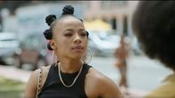 The Morning After – Mandisa (Gaosi Raditholo) will vor ihrer Cousine Liyema (Esihle Ndleleni) nicht zugeben, dass es ihr nicht rundum gut geht.