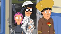 Bob's Burgers – Da ihre Halloween-Beute gering ausgefallen ist, wollen Louise (l.), Gene (r.) und Tina (M.) nach Kingshead Island fahren, um dort ihr Glück erneut zu probieren. Doch ist das wirklich eine gute Idee?