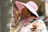 Norbit – Die mächtige Rasputia (Eddie Murphy) ist mit dem schmächtigen, schüchternen Norbit verheiratet. Als dessen alte Flamme Kate wieder in der Stadt auftaucht, sperrt sie ihren Norbit kurzerhand in den Keller ...