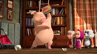 Mascha und der Bär – Das Schwein zeigt den anderen "Schattenfechten".