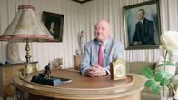 Unser Land in den 50ern – Konrad Adenauer Jr. am Schreibtisch in der alten Villa seines Großvaters Konrad Adenauer, ehemaliger Bundeskanzler.