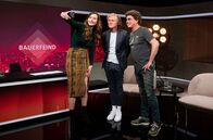 Bauerfeind – Moderatorin Katrin Bauerfeind mit Ihren Gästen: Atze Schröder und Pierre M. Krause (M).
