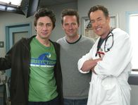Scrubs - Die Anfänger – (v.li.) Zach Braff (John 'J.D.' Dorian), Matthew Perry (Murray Marks), John C. McGinley (Dr. Perry Cox).