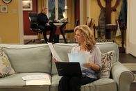 Last Man Standing – Chaotisch geht es bei Vanessa (Nancy Travis, vorne), Mike (Tim Allen, hinten) und deren Familie weiter ...