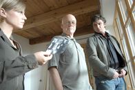 SOKO Kitzbühel – (v.li.): Kristina Sprenger (Karin Kofler), Dietrich Hollinderbäumer (Ralf Renner), Hans Sigl (Andreas Blitz).