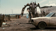 District 9 – District 9 (2009)