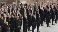 Mussolini, der erste Faschist – Militante italienische Faschisten.