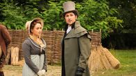 Sanditon – Charlotte Heywood (Rose Williams) und Alexander Colbourne (Ben Lloyd-Hughes)