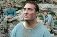 Wild Republic – Das „Nein“ von Jessica wollte Marvin (Rouven Israel) nicht hören. Sein Übergriff hat Folgen: Zum ersten Mal gibt es einen Gerichtsprozess in der wilden Republik.