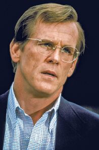 Kap der Angst – Pflichtverteidiger Sam Bowden (Nick Nolte) hatte vor 14 Jahren entscheidende Entlastungsdokumente zurückgehalten, um Max Cadys Verurteilung wegen Vergewaltigung und Mord sicherzustellen.