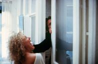 Eine verhängnisvolle Affäre – Alex Forrest (Glenn Close) bedrängt Dan Gallagher (Michael Douglas)