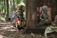 Outsiders – L-R: Ryan Hurst als Li'l Foster Farrell, David Morse als Big Foster Farrell