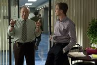 Common Law – Ein neuer Fall beschäftigt Wes (Warren Kole, r.) und Captain Sutton (Jack McGee, l.) ...