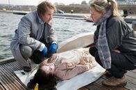 Tatort – Tatort Phönixsee: Noch wenige Stunden zuvor hatte die 16-jährige Nadine zusammen mit ihrer Klassenkameradin Julia und ihren Freunden im »Century« gefeiert. Schnell steht für den Rechtsmedziner Jonas Zander (Thomas Arnold) und Kommissarin Martina Bönisch (Anna Schudt) fest: Das Mädchen wurde ermordet.