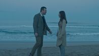 Offseason - Insel des Grauens – George Darrow (Joe Swanberg), Marie Aldrich (Jocelin Donahue)
