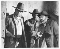 Rio Lobo – Col. Cord McNally (John Wayne, l.)