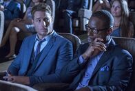 This Is Us - Das ist Leben – Kevin Pearson (Justin Hartley, l.); Randall Pearson (Sterling K. Brown, r.)