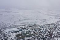 Terra X: Unsere Kontinente – Die Minenstadt Mirny in Jakutien in Russland grenzt direkt an das Diamantenbergwerk Mir an.
