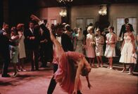 Dirty Dancing – Mitte: Johnny (Patrick Swayze) und Baby (Jennifer Grey)