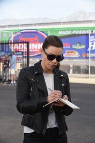 Lucifer – Chloe (Lauren German)