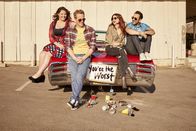 You're the Worst – (5. Staffel) - (v.l.n.r.) Lindsay (Kether Donohue ); Jimmy (Chris Geere); Gretchen (Aya Cash); Edgar (Desmin Borges)