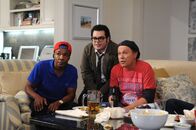 The Comedians – v.l.n.r.) Sugar Ray Leonard; Josh Gad; Billy Crystal