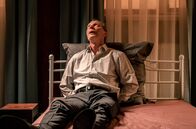 Tatort – Schnabel (Martin Brambach) erwacht aus seiner Ohnmacht und realisiert, dass er das nächste Entführungsopfer ist.