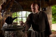 Father Brown – Welches Geheimnis verbirgt Wildhüter Viktor Novak (Sam Cox)?