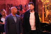 The Great Indoors – Eddie (Chris Williams, l.); Jack Gordon (Joel McHale, r.)