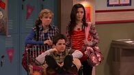 iCarly – L-R: Sam Puckett (Jennette McCurdy), Freddie Benson (Nathan Kress), Carly Shay (Miranda Cosgrove)