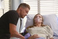 Code Black – Code Black Staffel 2, Folge 8 Die Patientin wurde vergiftet: Rob Lowe als Dr. Ethan Willis. Copyright: SRF/2016 ABC Studios