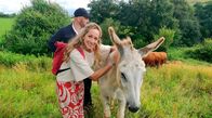 Wunderschön! – Tamina Kallert im baskischen Hinterland bei Biolandwirt Felix Noblia.