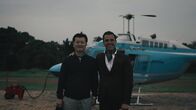 Der Maulwurf - Undercover in Nordkorea – Der ehemalige Fremdenlegionär und Kokain-Dealer "Mr. James" tritt als finanzkräftiger Investor auf, um Nordkoreas Machenschaften zu enthüllen.