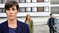 Das Programm – LKA-Ermittlerin Ursula Thern (Nina Kunzendorf, li.), Mario Kreutzer (Carlo Ljubek, re.) und Nadja Lenz (Alwara Höfels) möchten den Kronzeugen Victor Miro übernehmen.