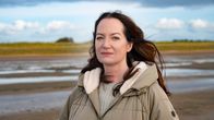 Unter anderen Umständen – Jana Winter (Natalia Wörner) ermittelt im Watt.