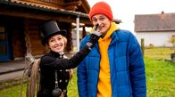 Checker Julian – Checker Julian mit Schornsteinfegerin Laura
