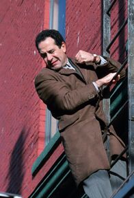 Monk – Tony Shalhoub (Adrian Monk).