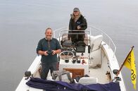 Orcas - Herrscher der Meere – Mit der Drohnenkamera wollen die Tierfilmer Florian Graner und Gina Truesdell die Gewohnheiten der Orcas dokumentieren.