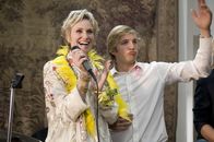 Party Down – Constance Carmell (Jane Lynch, l.); Kyle Bradway (Ryan Hansen)