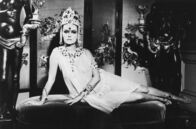 Mata Hari - Agent H. 21 – Mata Hari (Jeanne Moreau): geheimnisvolle Tänzerin und gerissene Spionin?