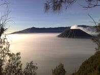 Die Entstehung der Erde – Trügerische Idylle im Bromo-Tengger-Semeru National Park.