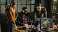 Chicago P.D. – L-R: Hailey Upton (Tracy Spiridakos), Kevin Atwater (LaRoyce Hawkins) und Jay Halstead (Jesse Lee Soffer)