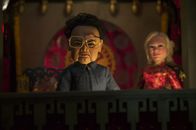 Team America – Der nordkoreanische Diktator Kim Il Sung (l.) hat einen Haufen Minderwertigkeitskomplexe, die er mit einem Vernichtungsschlag gegen die USA kompensieren will. Dies will Lisa vom Team America mit allen Mitteln, legal oder illegal, verhindern ...